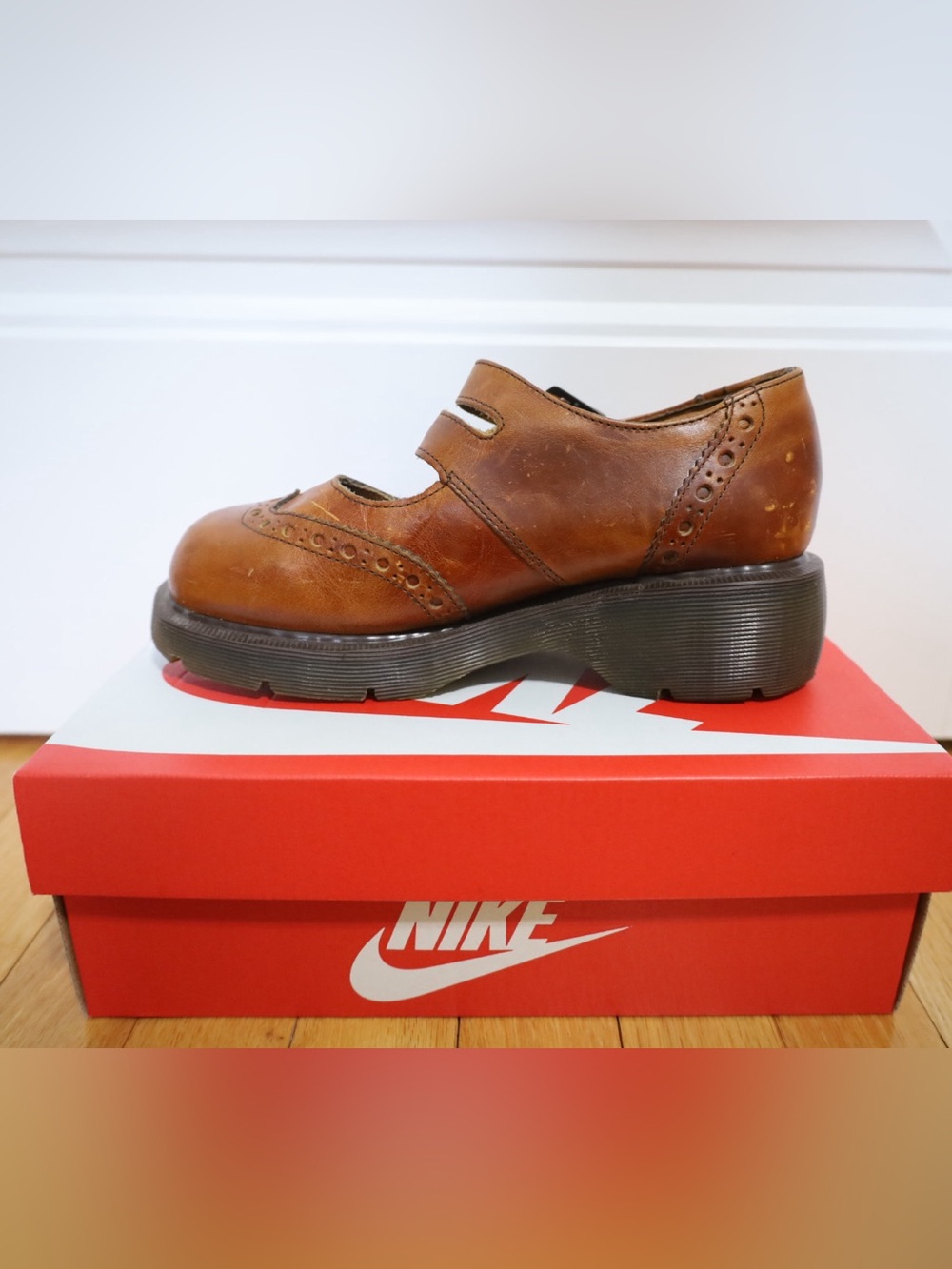 Rare Vintage 1990's Dr.Martens Mary Jane Brogue Platform Shoes Size 7 Made In UK - Picture 16 of 16